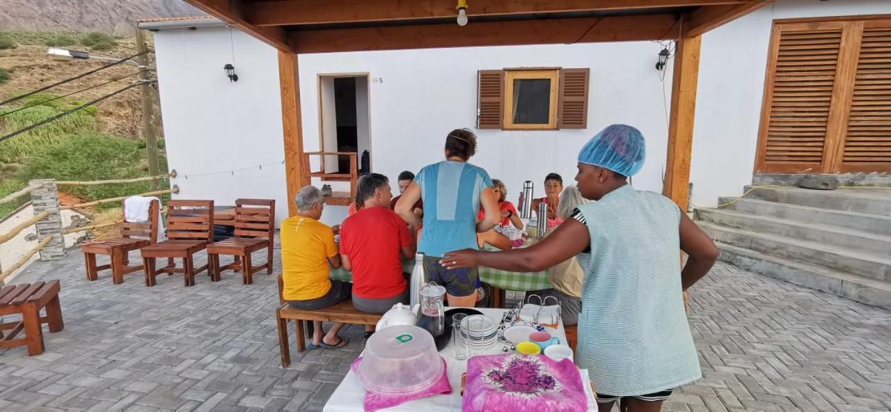 Kaza Ladera Bed & Breakfast Seladinha ภายนอก รูปภาพ