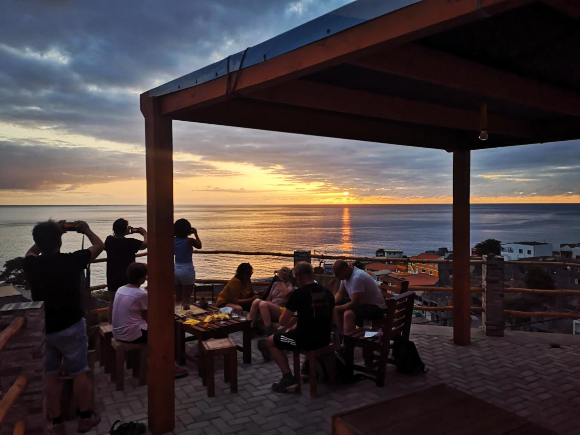 Kaza Ladera Bed & Breakfast Seladinha ภายนอก รูปภาพ