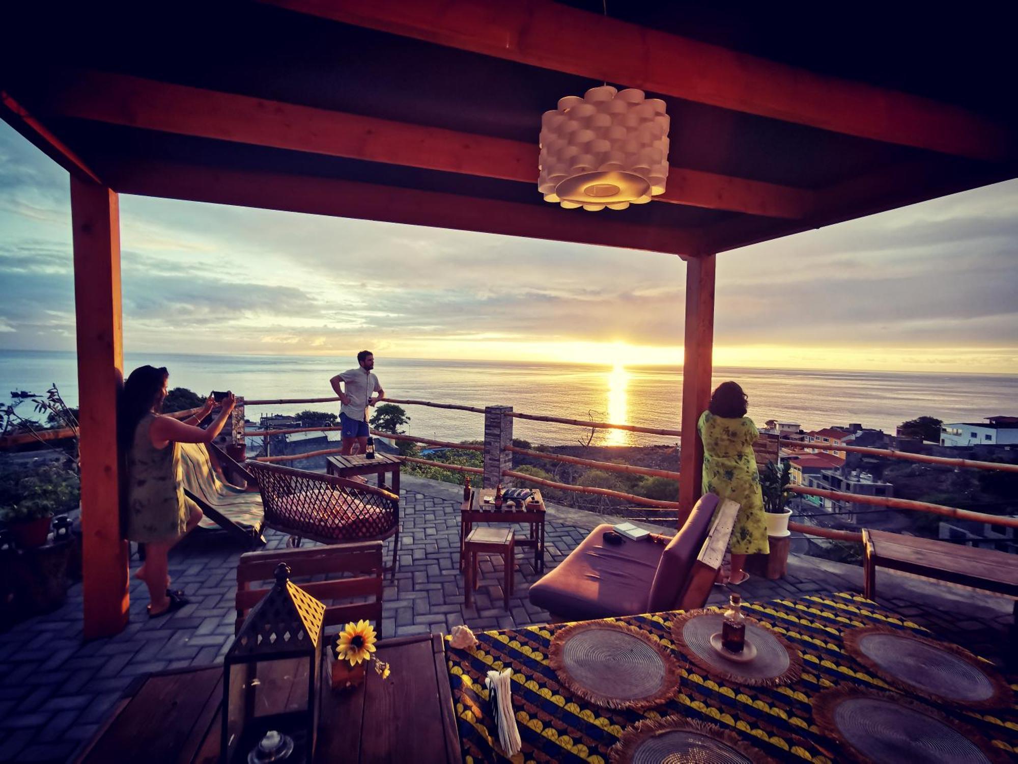 Kaza Ladera Bed & Breakfast Seladinha ภายนอก รูปภาพ
